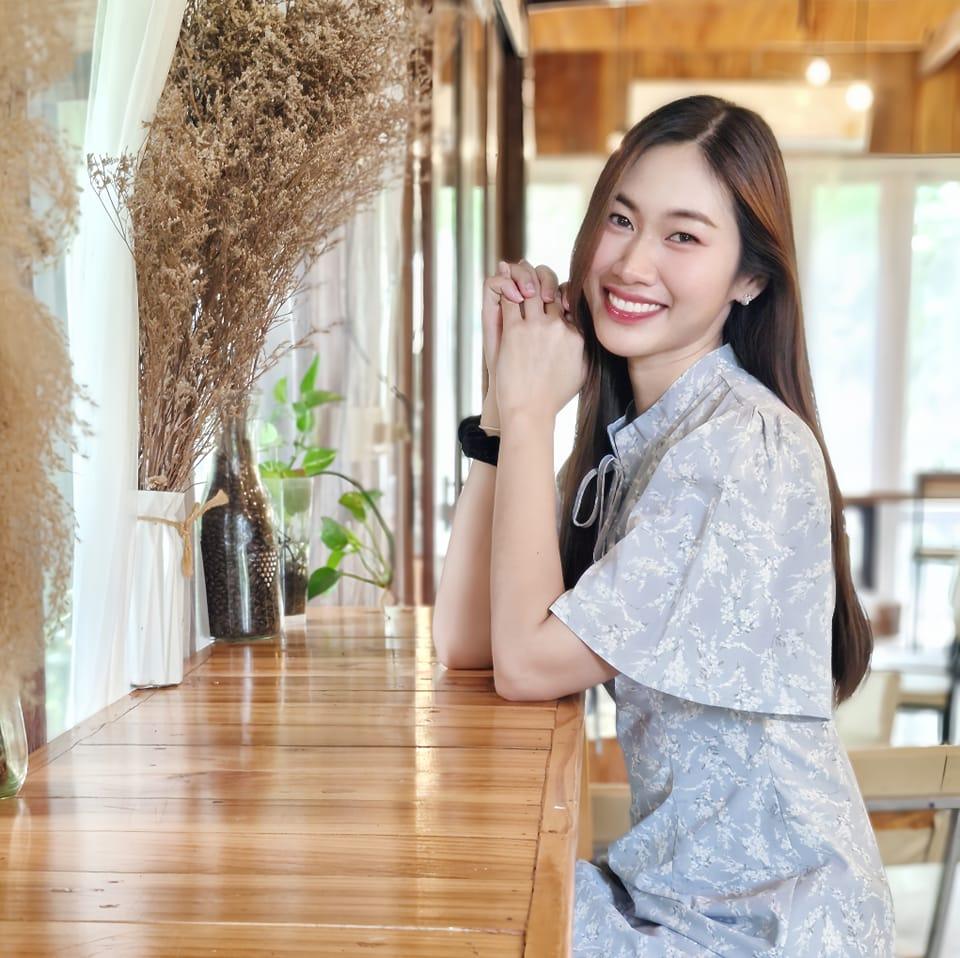 นางสาว ณิชาพรรณ ป้องขวาเลา