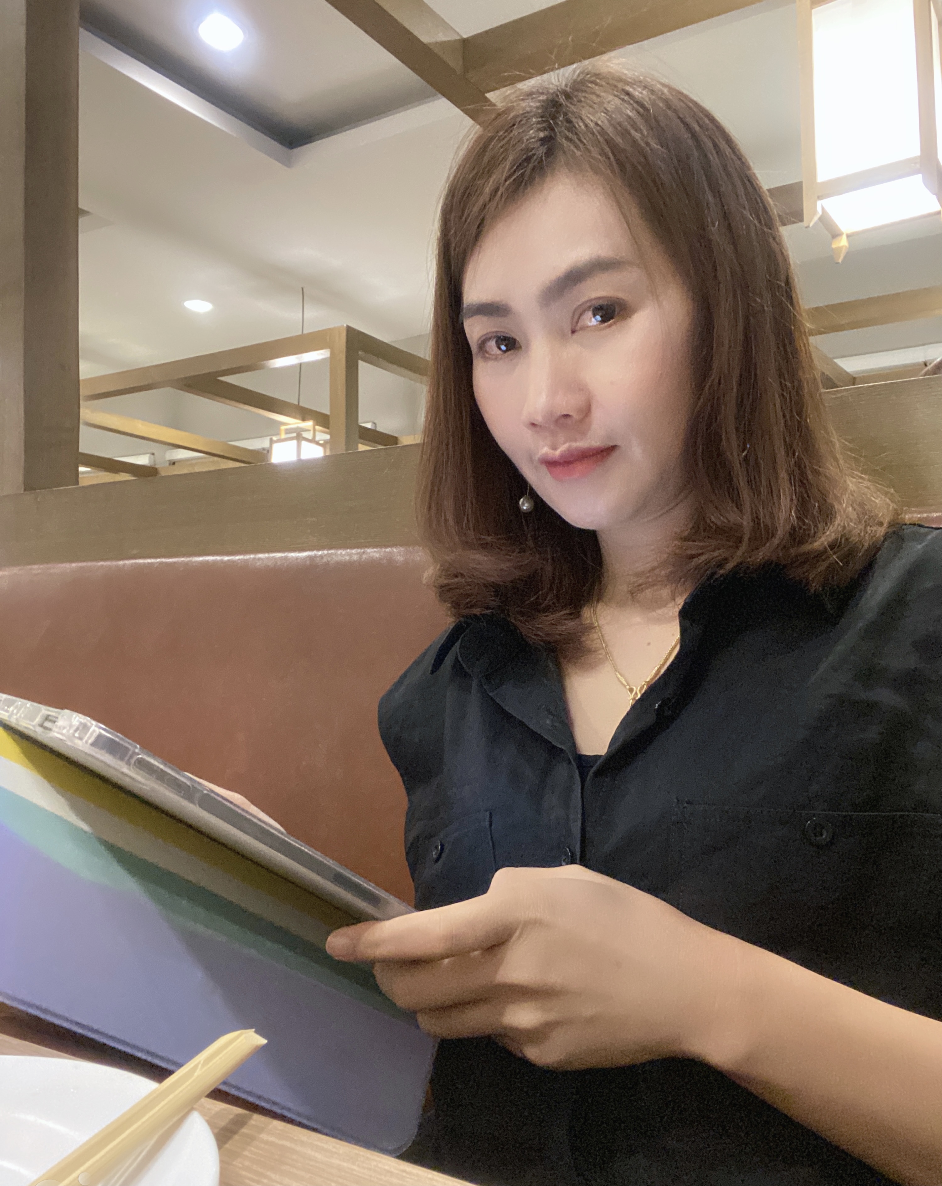 นางสาว พันธิวา แก้วมาตย์