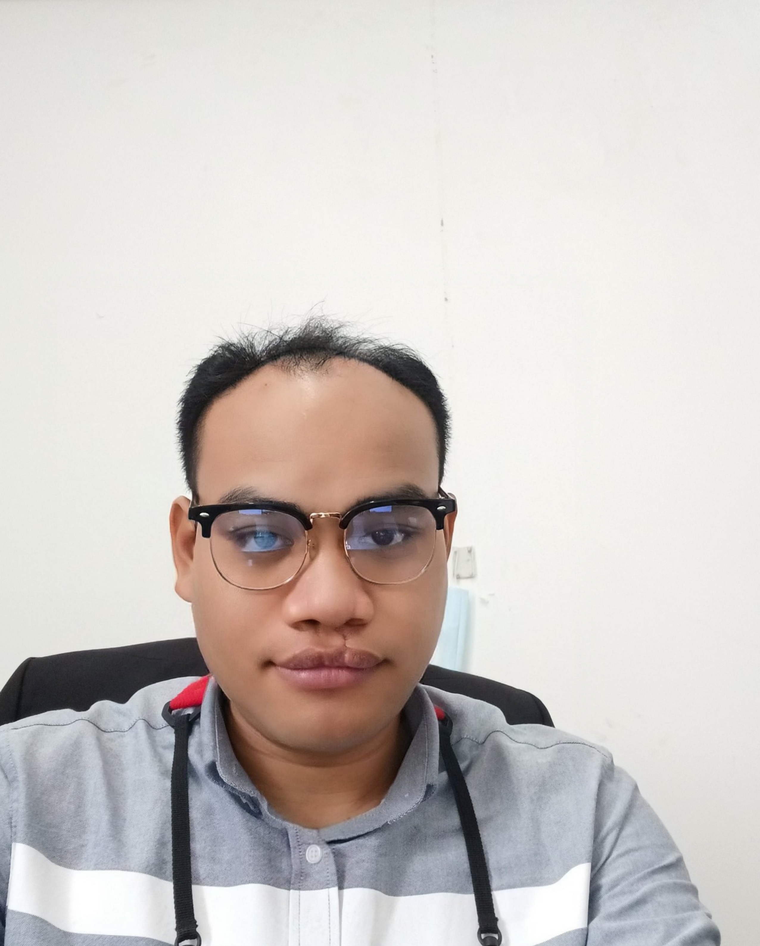 นาย ธนกฤต วิชัยวงษ์