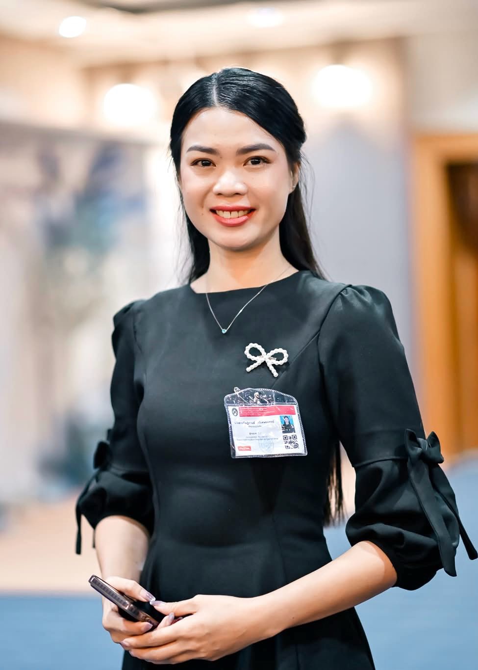 นางสาว ธัณฏิกานต์ คำวิเศษธนธรณ์
