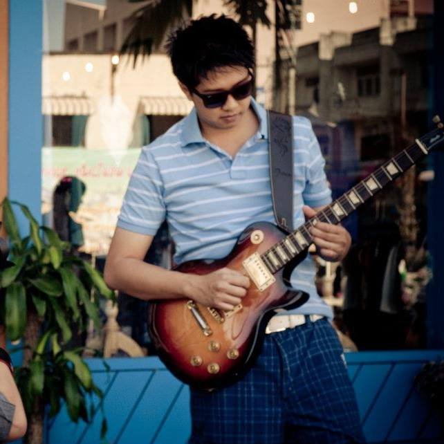 นาย วิรุณ โมนะตระกูล
