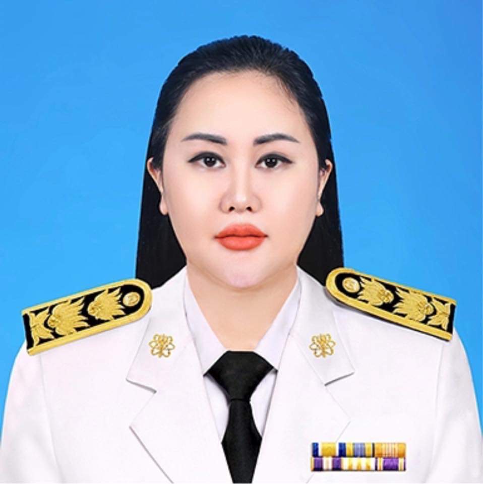 นางสาว นัชชา อู่เงิน